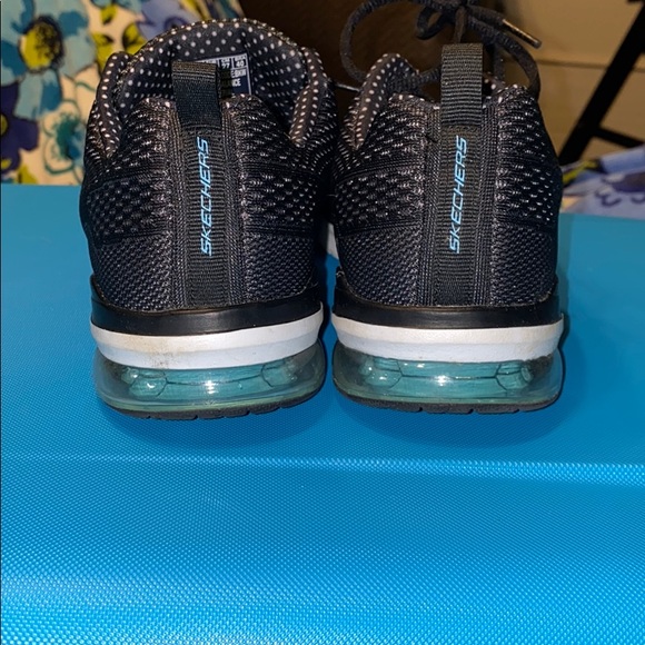 Women’s sketchers tennis shoes size 10 - Picture 8 of 8